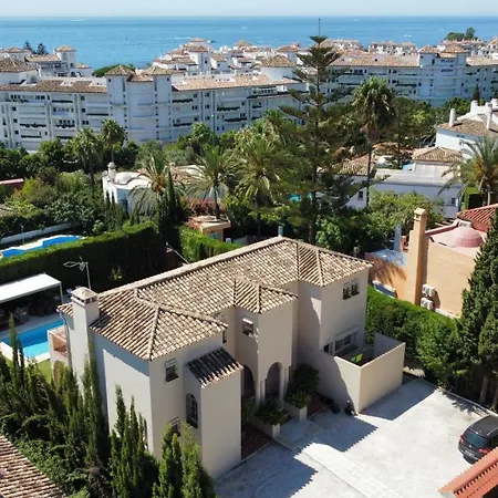 Villa Lirios Puerto Banus - Eaw Homes