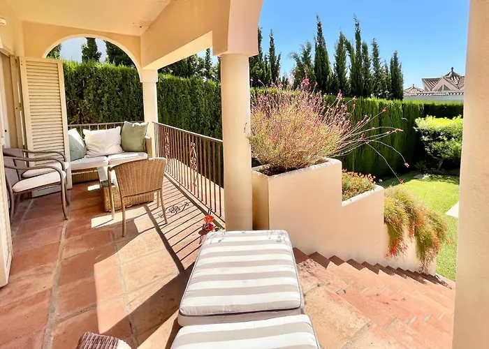 Lirios Puerto Banus - Eaw Homes Marbella